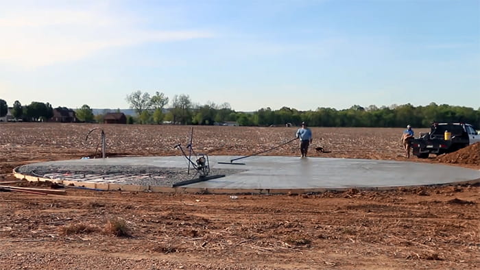 concrete-pad-pouring-and-curing-1